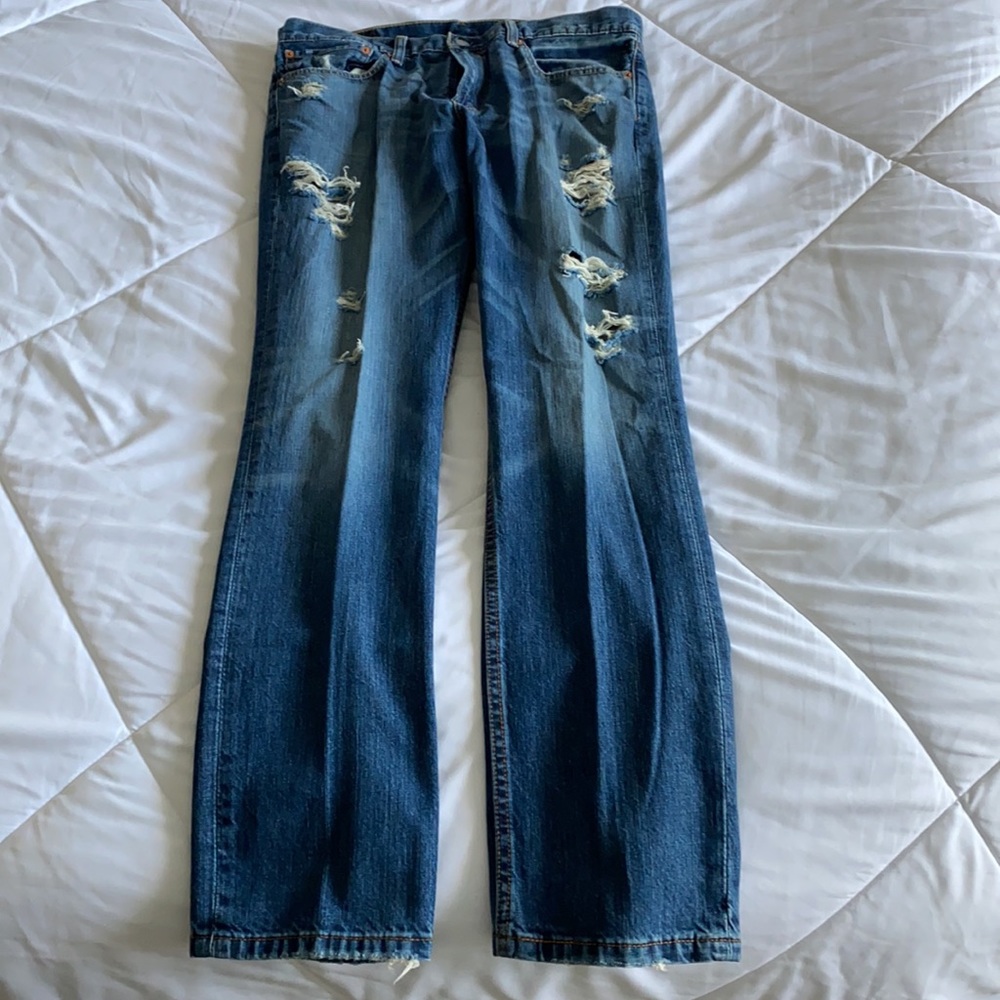 Levi’s 511 slim-fit distressed jeans never worn W36 L34.